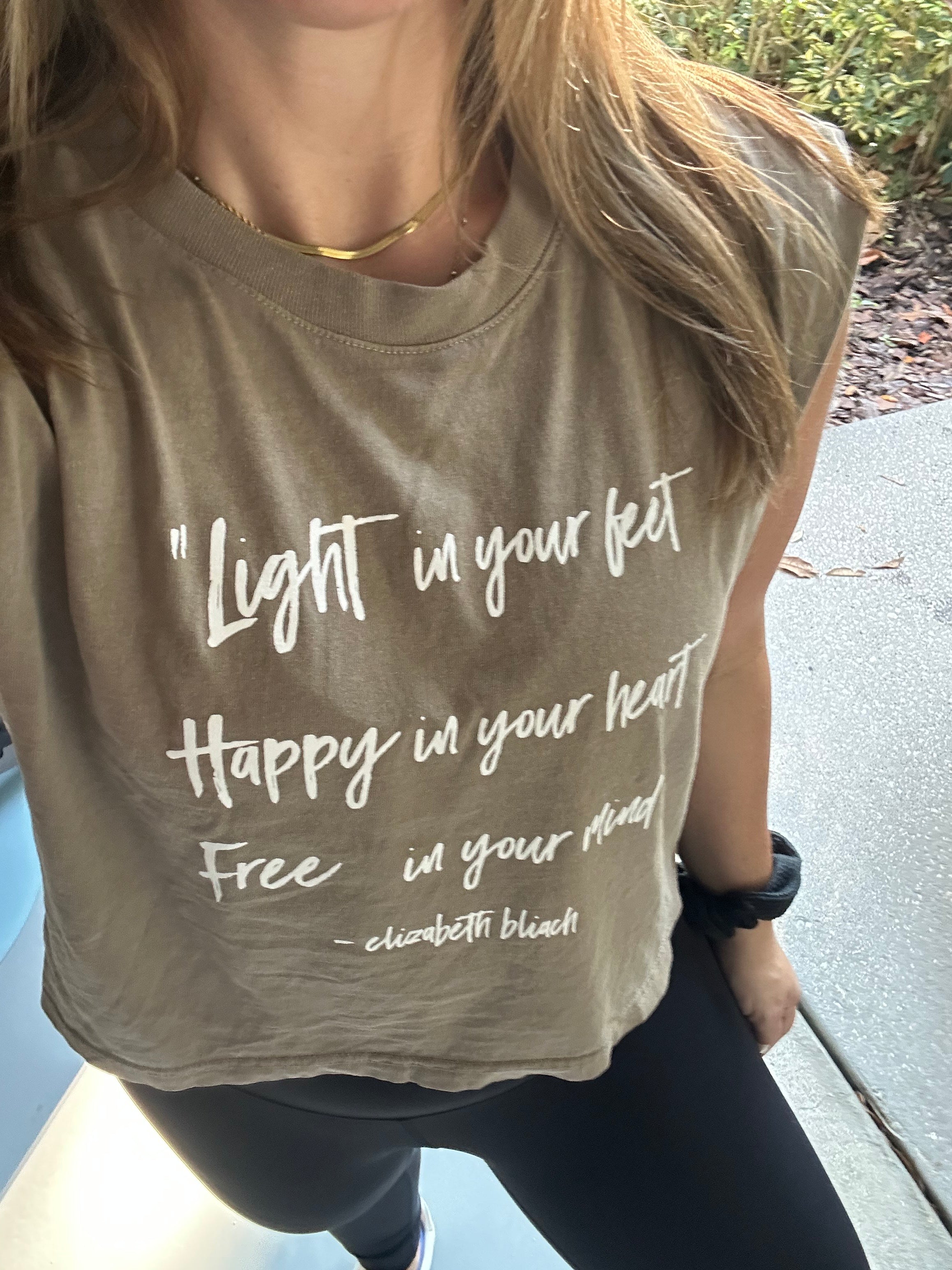 Muscle Tee - Brown
